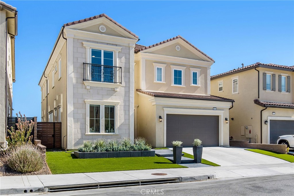 20620 Deer Grass Court
