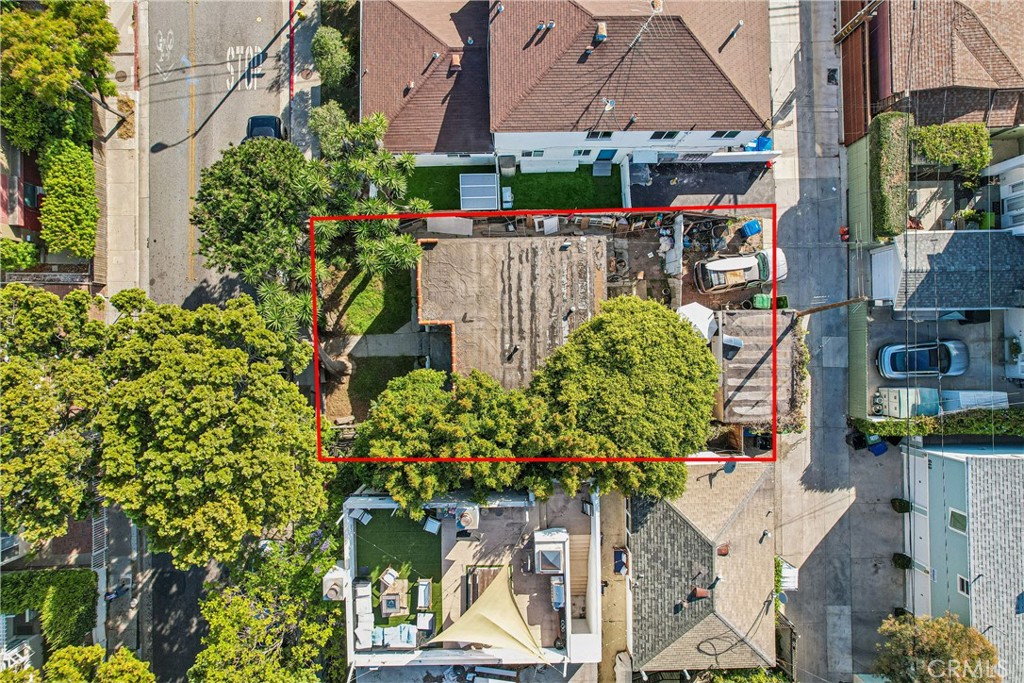 633 Navy Street