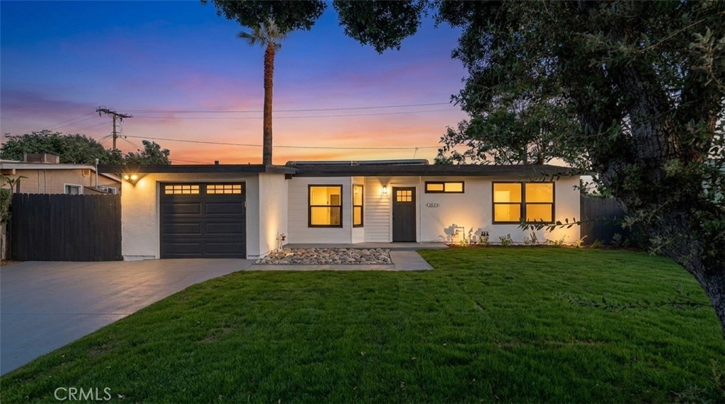 1834 Holly Oak