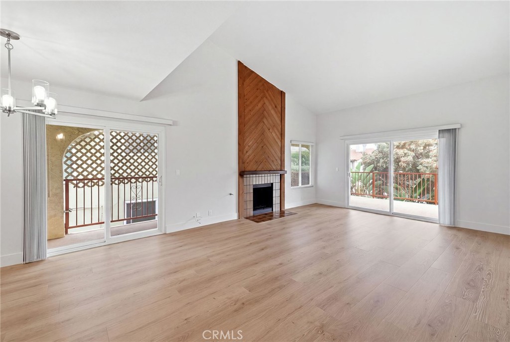 413 Avenue G