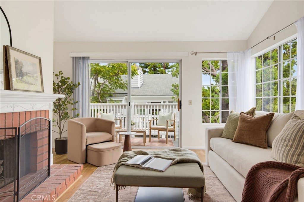 1326 Park Western