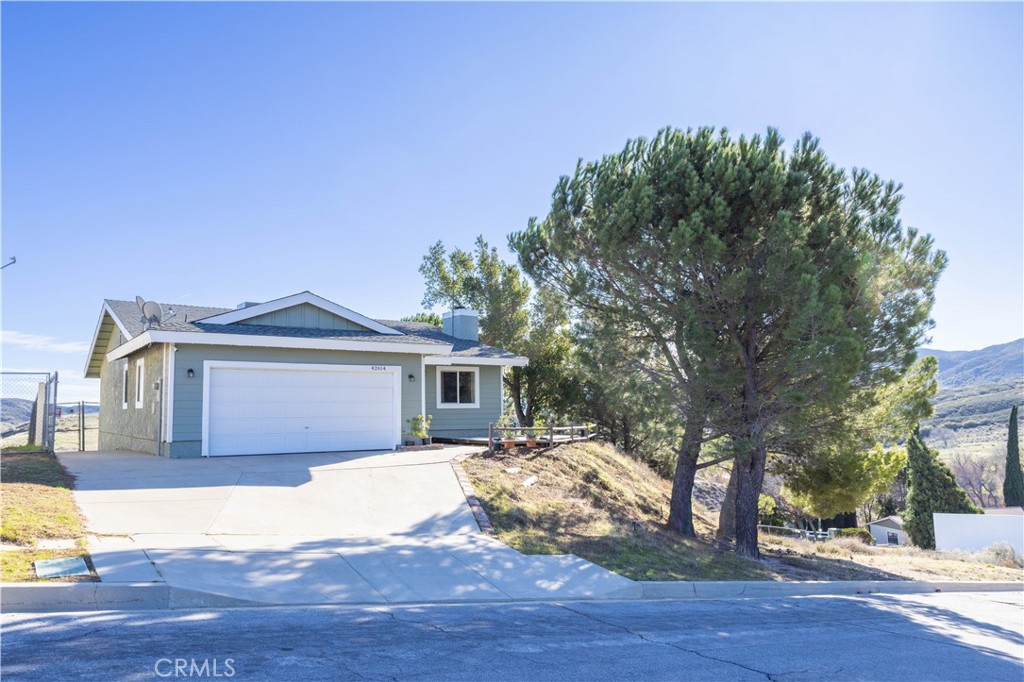 42614 Cabin Dr