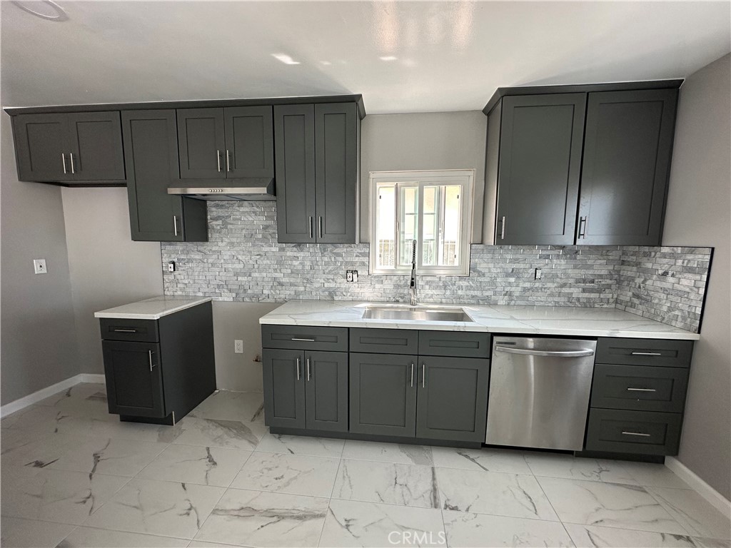 425 Elm