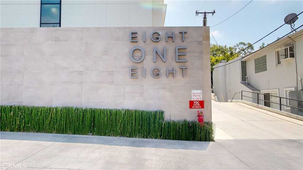 818 Doheny Drive