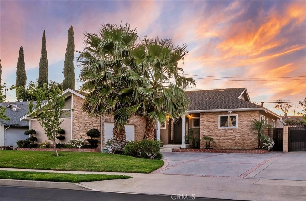10015 Petit Avenue