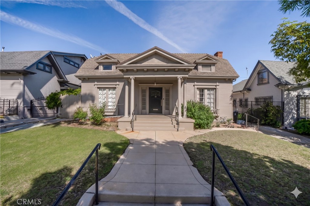 122 Ridgewood Place