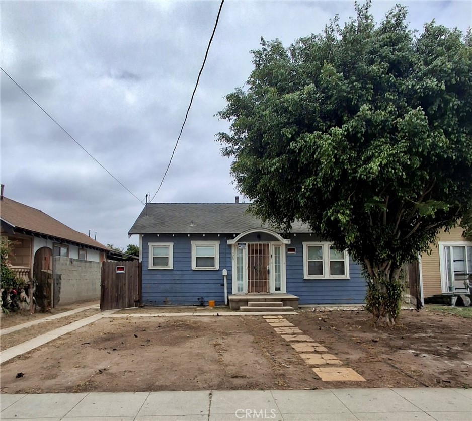 528 Hillcrest