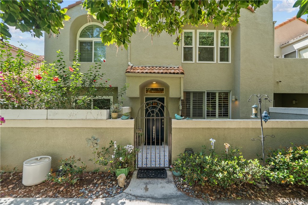 22327 Golden Canyon
