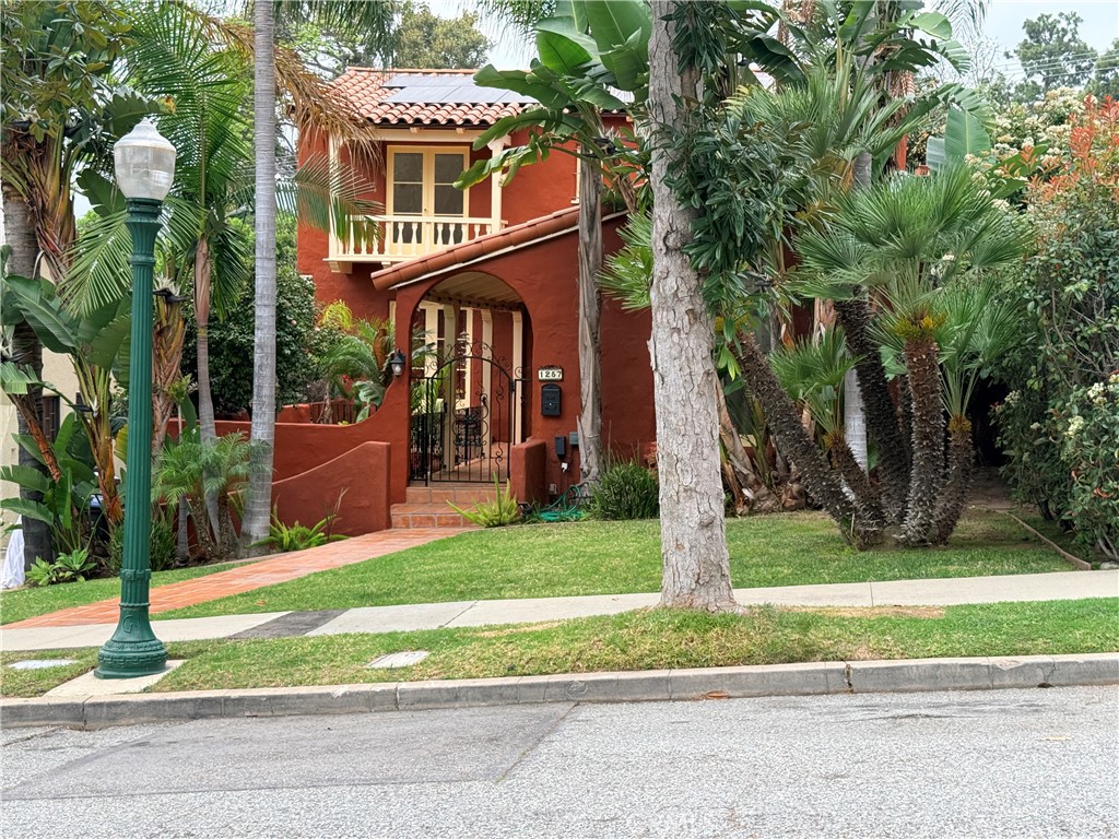 1257 Cordova Avenue
