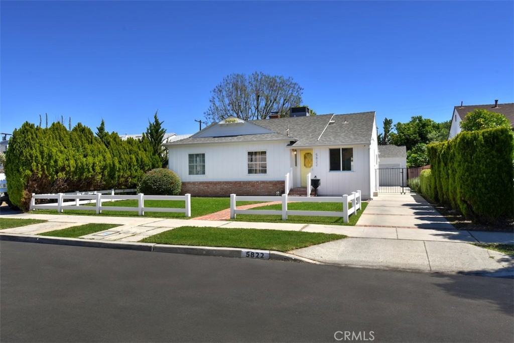 5822 Norwich Ave.