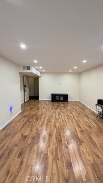 5400 lindley ave#105