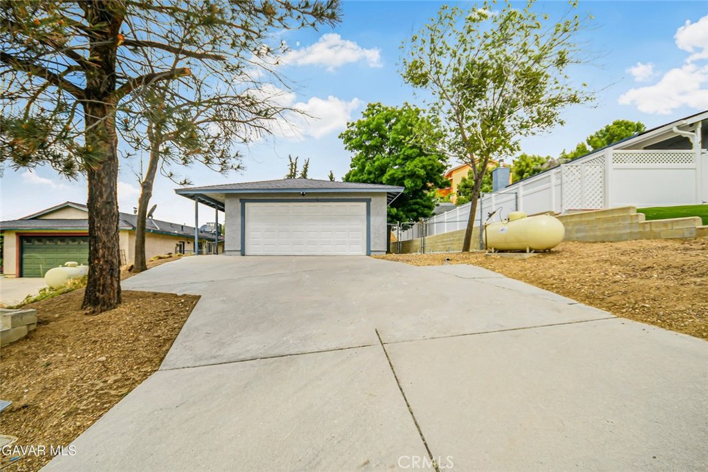 42823 Limeridge Drive