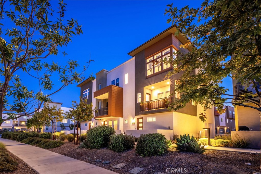 27562 Sparrow Court