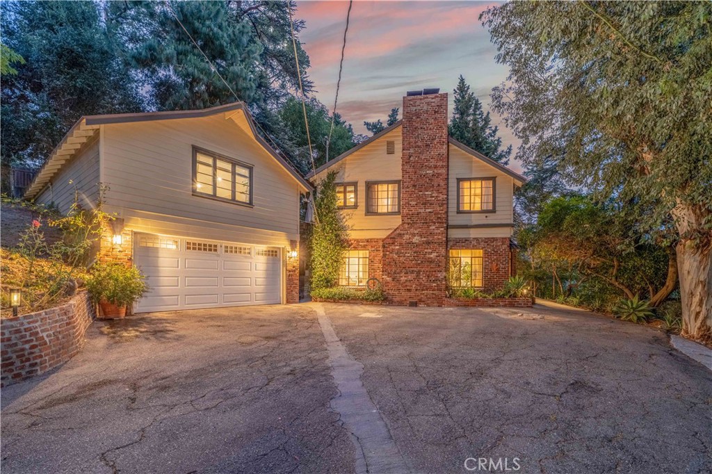 9925 Shadow Hills