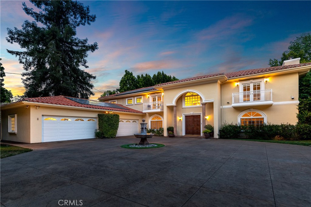 4438 Haskell Avenue