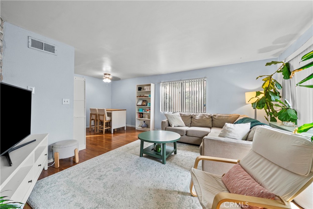 14435 Plummer