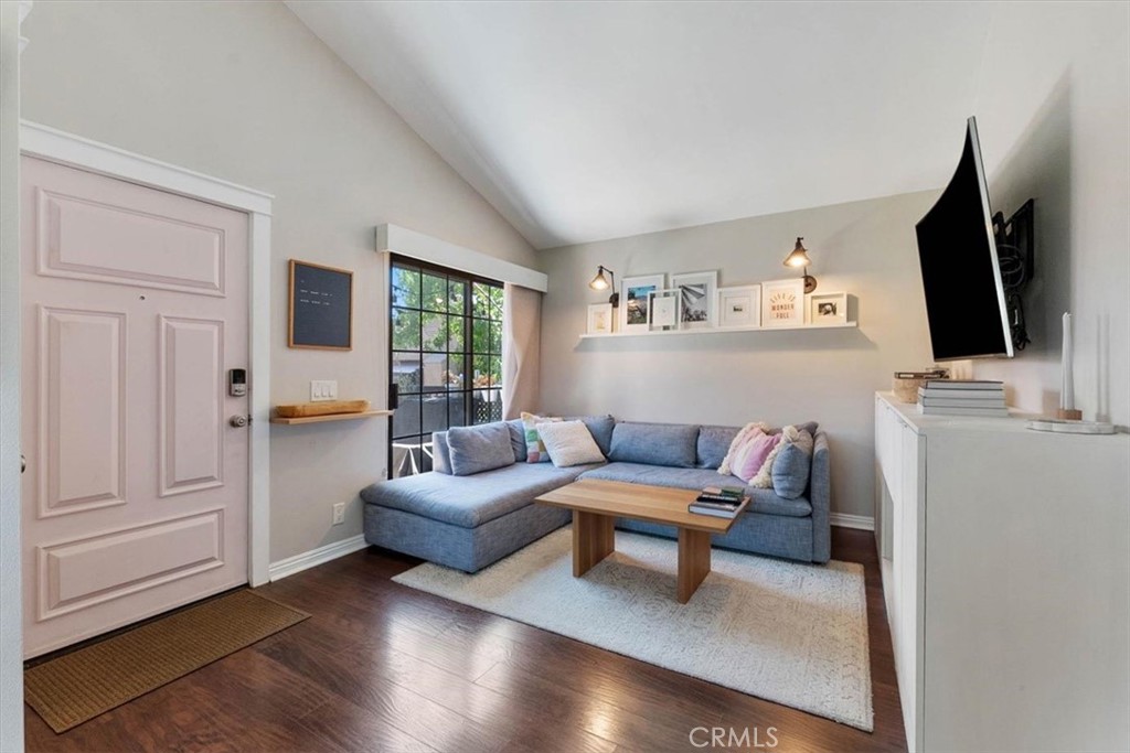2352 Archwood