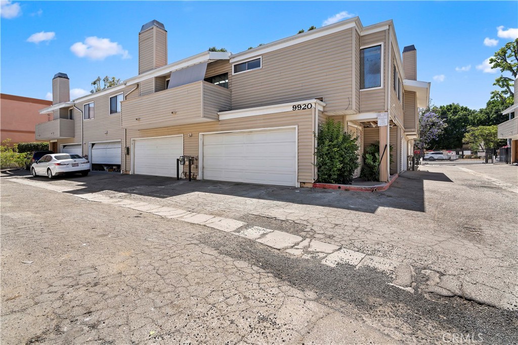 9920 Sepulveda