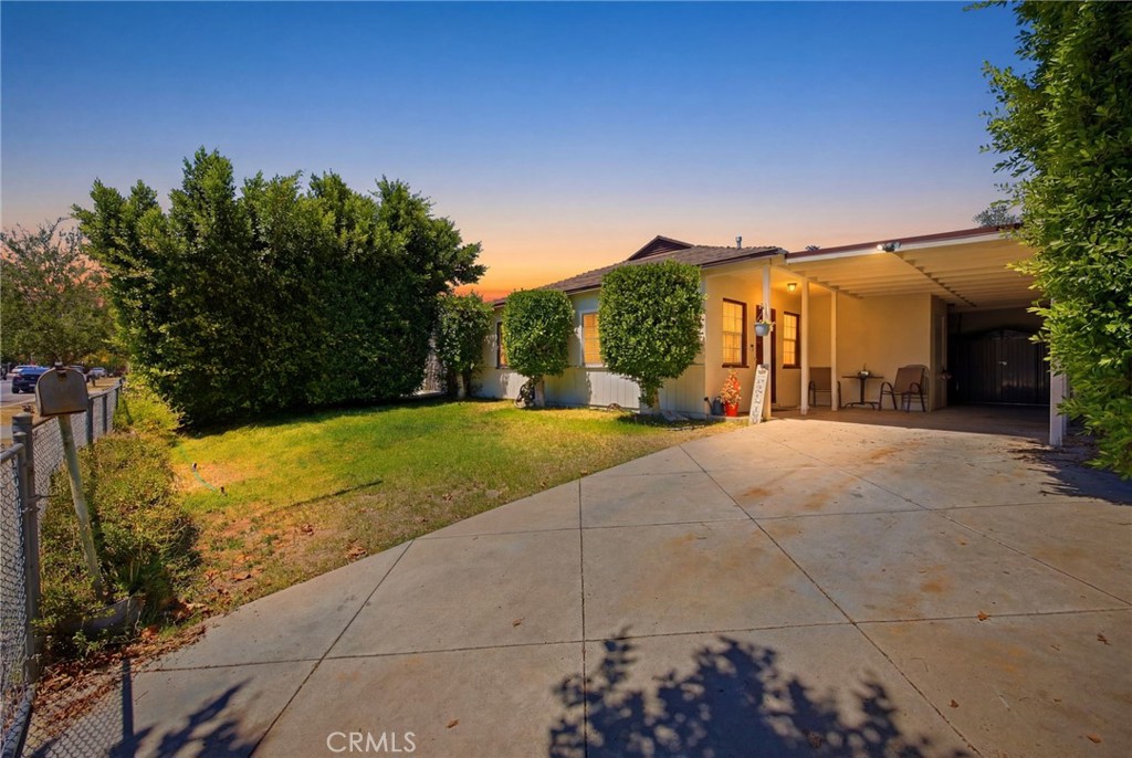 9652 Rincon