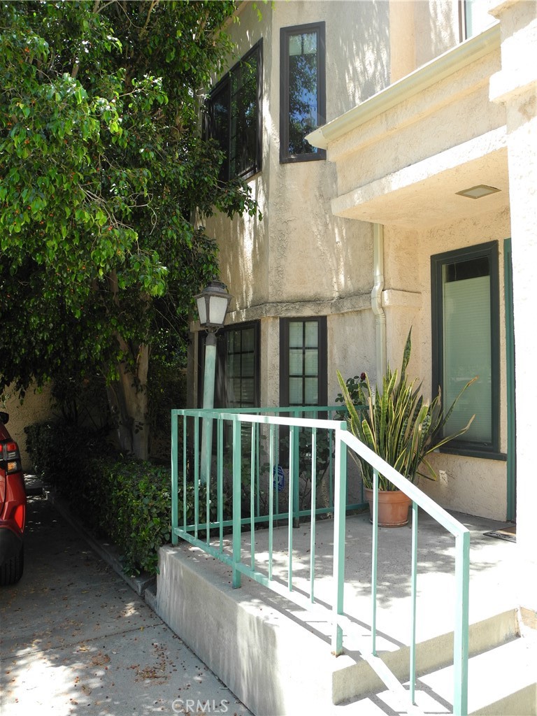 10221 De Soto Avenue