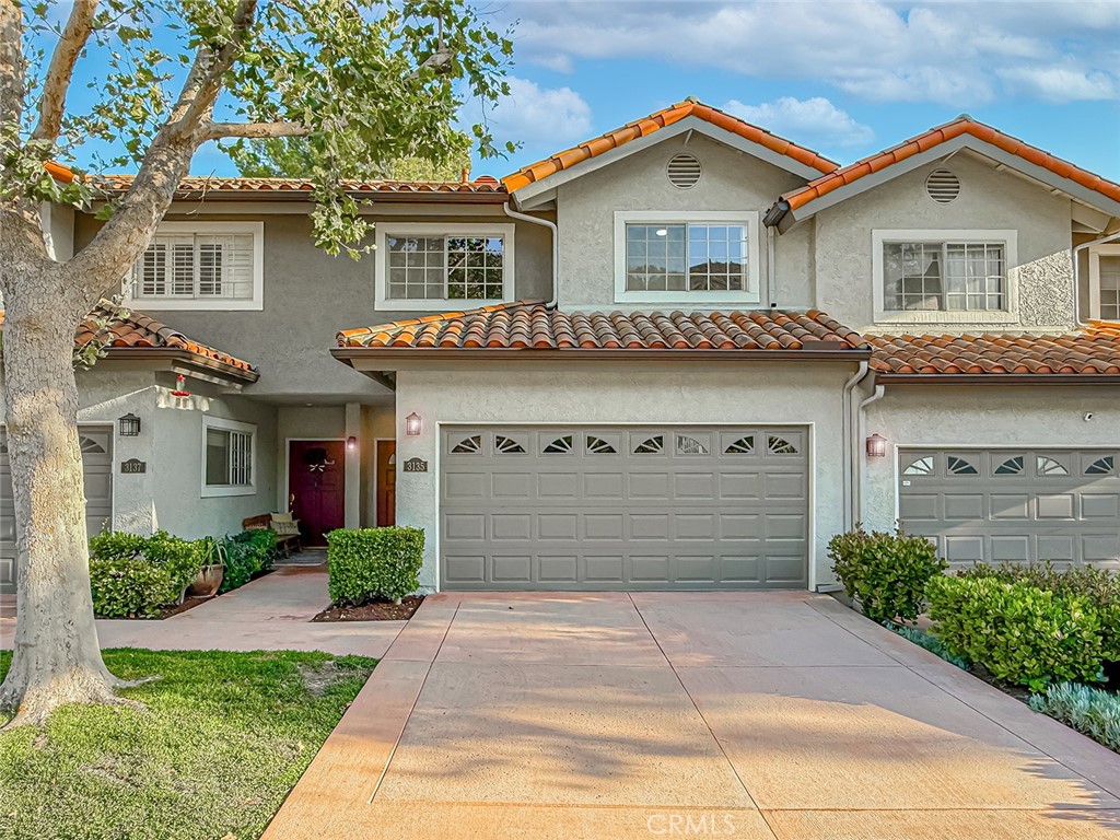 3135 Hillcrest
