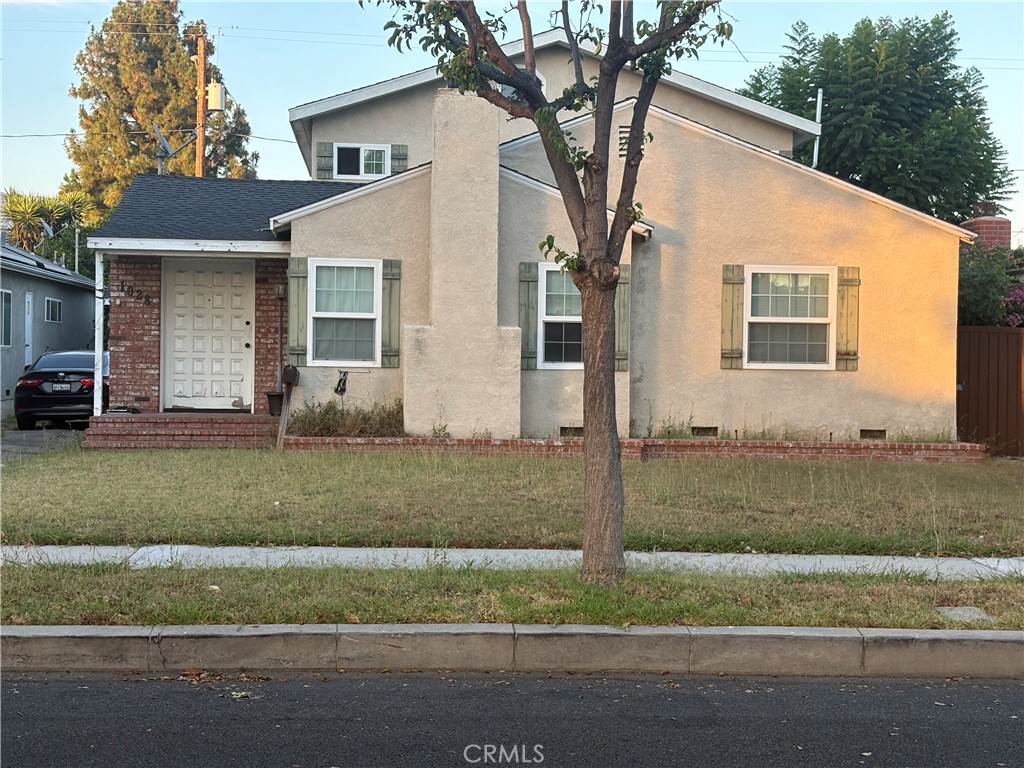 1028 Naomi Street