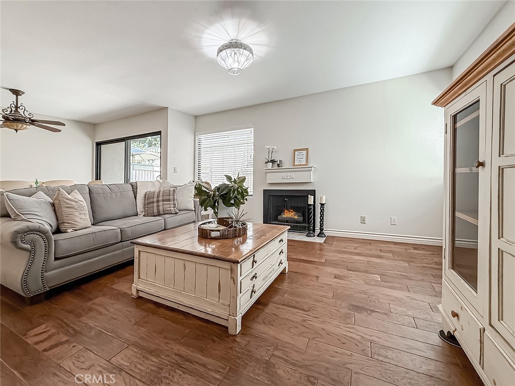 10740 Woodley