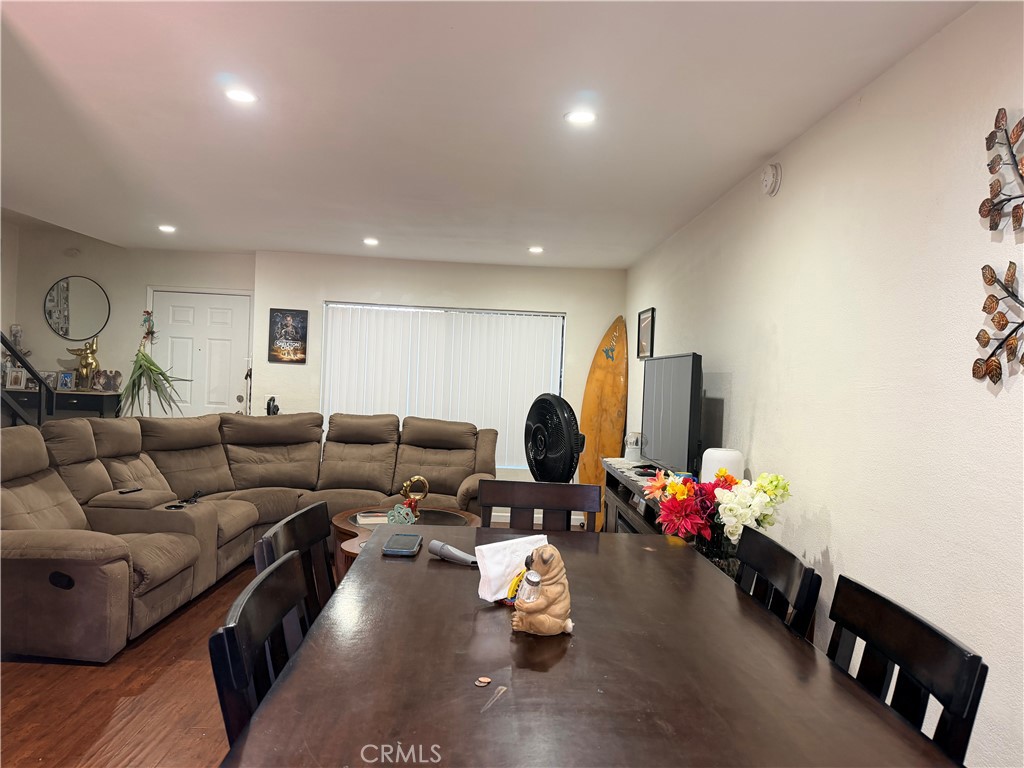 9831 Sepulveda