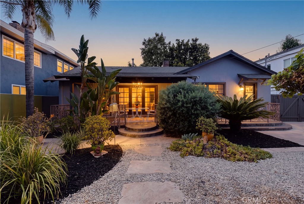 1812 Riverside
