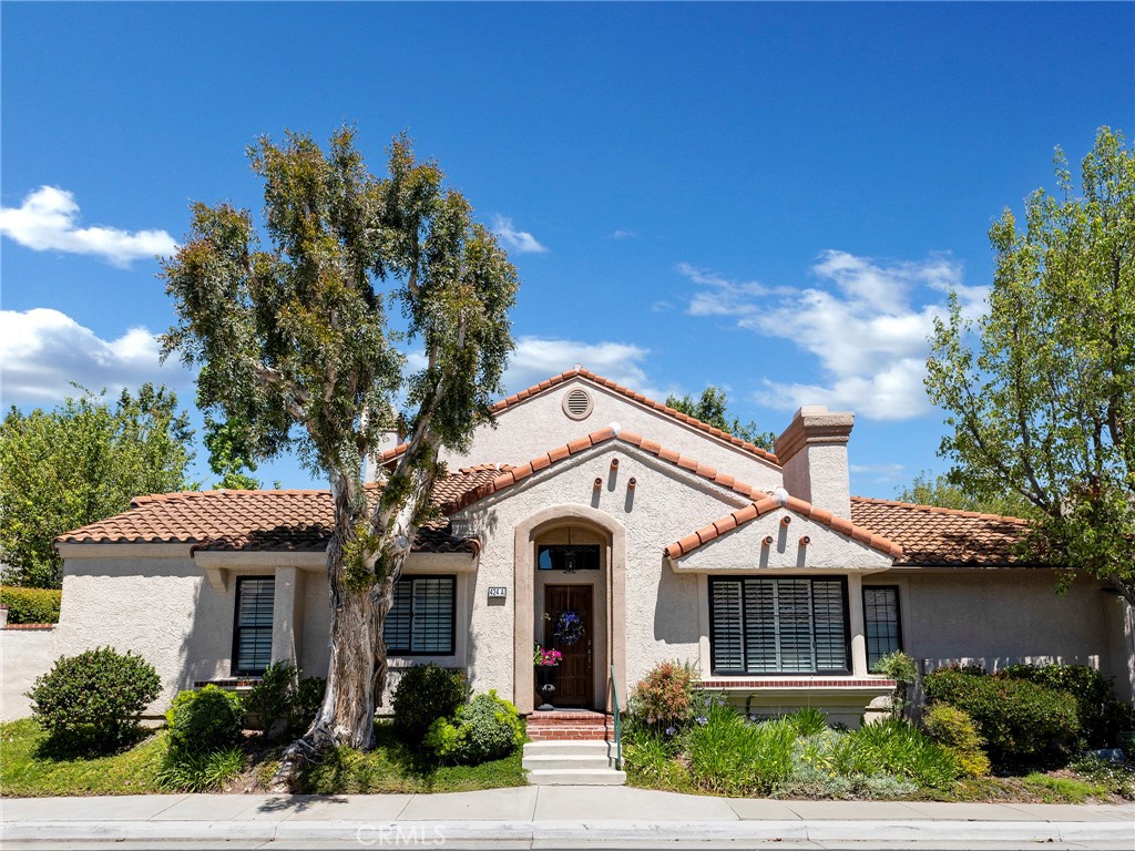 424 Country Club Drive
