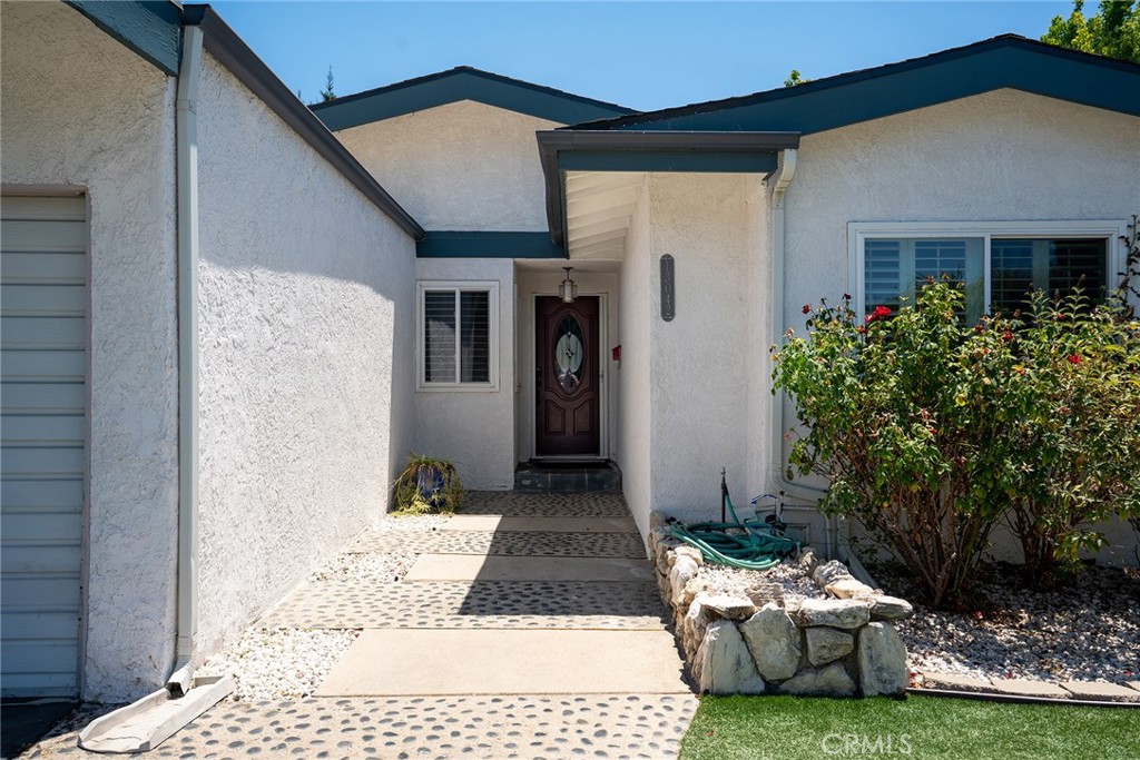 13042 Aetna Street