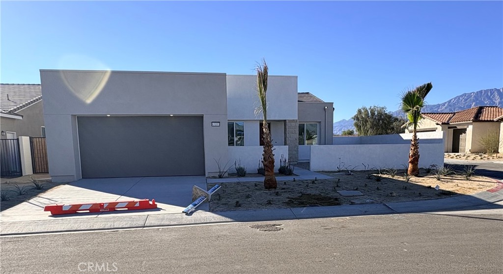 65103 Avenida De Nuves
