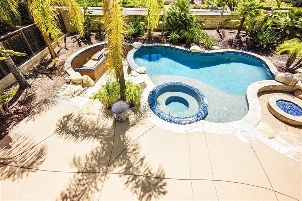 32809 Stonefield