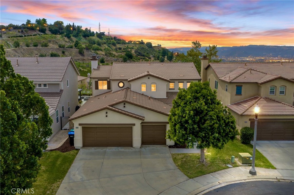 26748 Lemon Grass Way