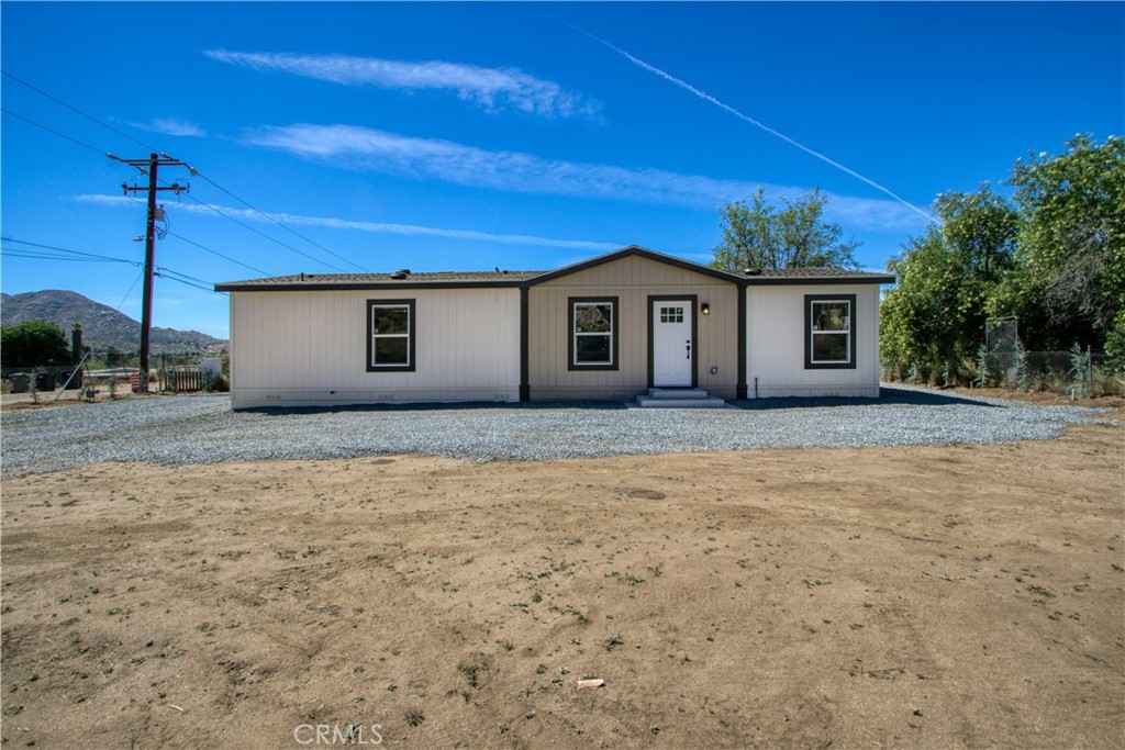 32100 Sweetwater