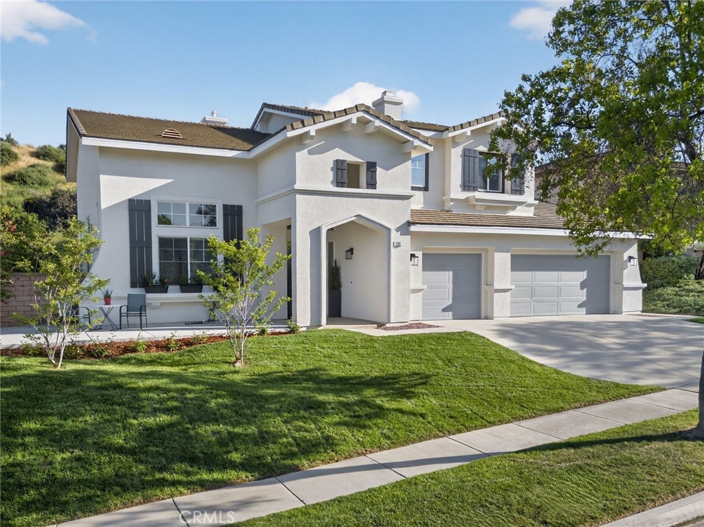 1702 Tamarron