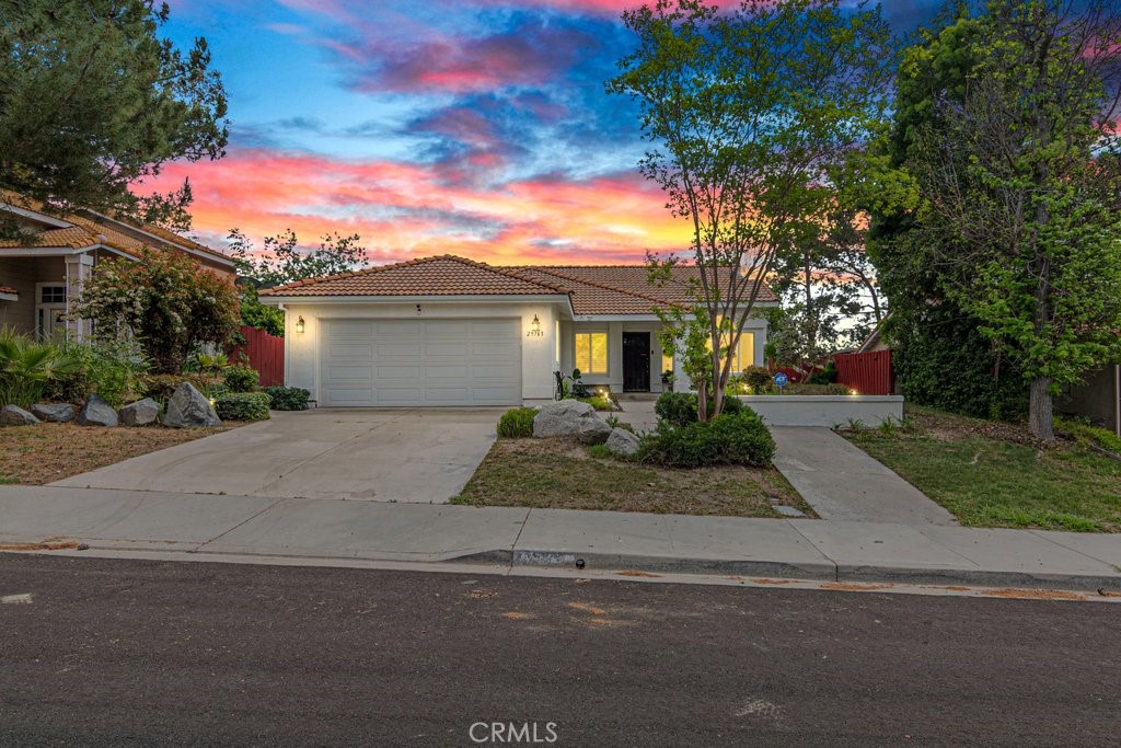 29763 Dawncrest Cir