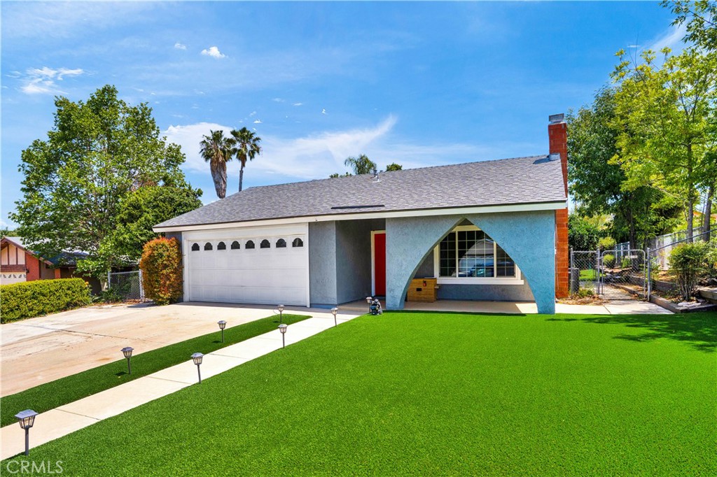 2393 Mesquite Lane