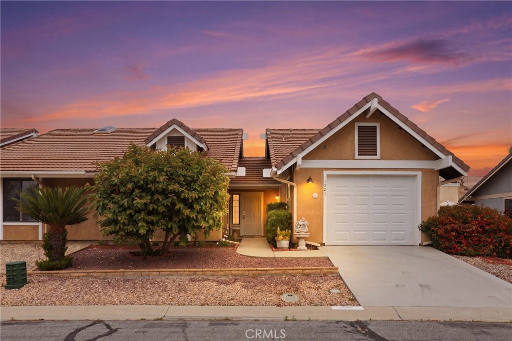 1341 Yorktown Circle