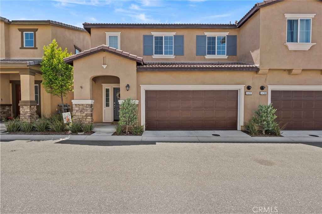 24282 Hazelnut Ave