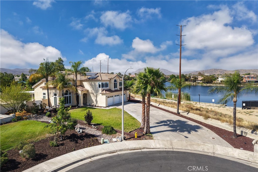 30499 Covecrest