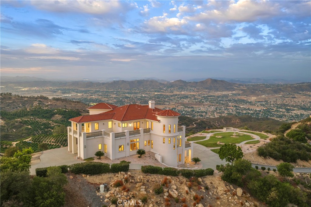 20634 Paseo Montana