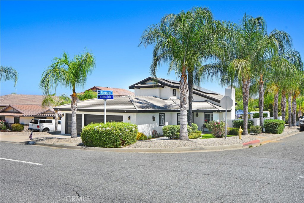 22982 Canyon Lake Dr.