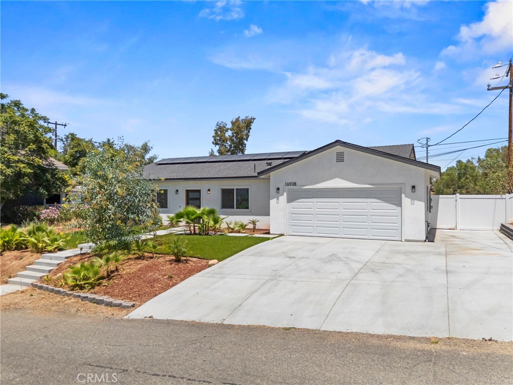 16938 Bell Avenue