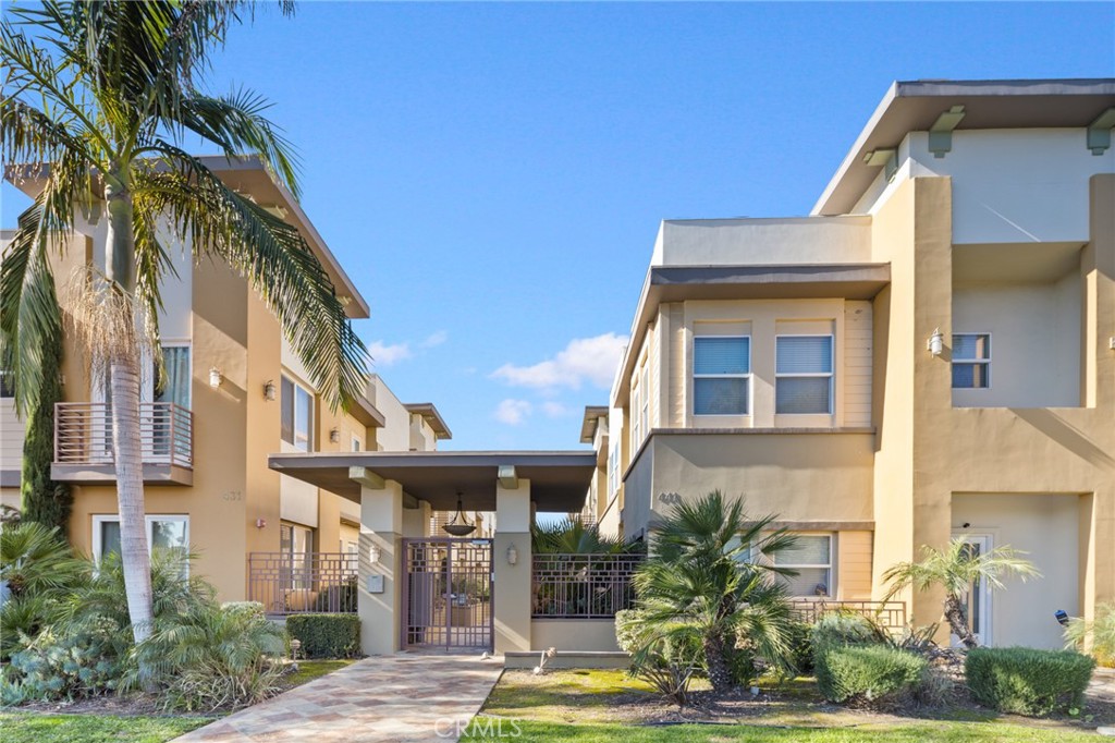 431 Los Robles
