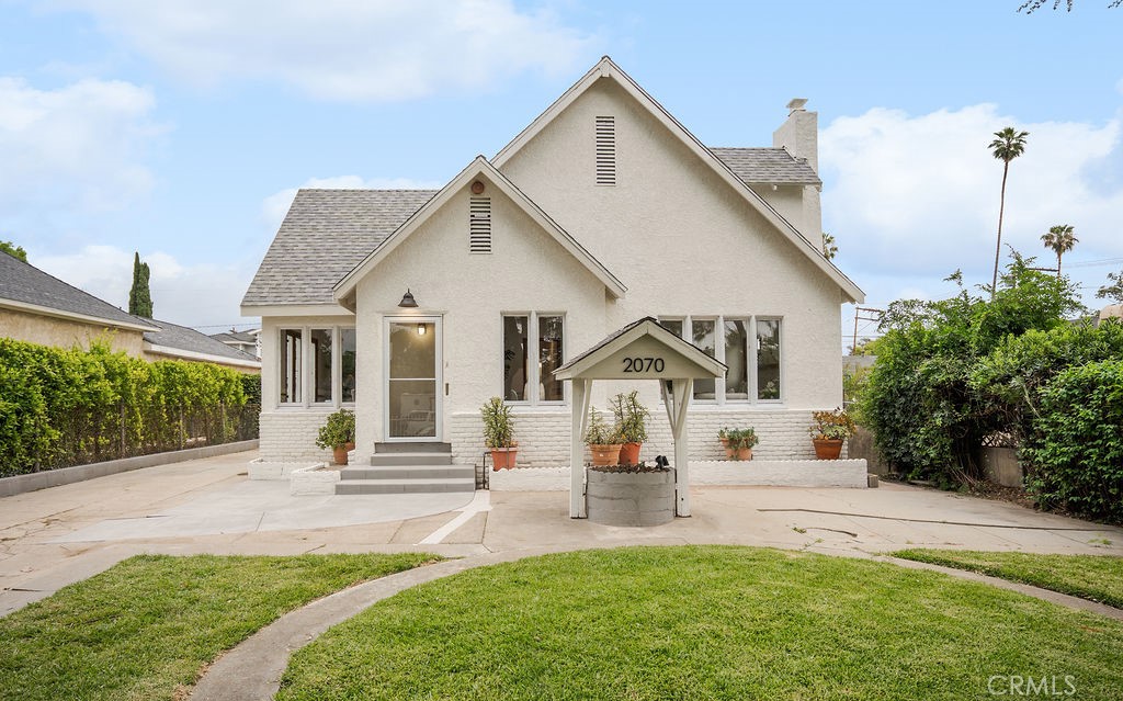 2070 El Sereno