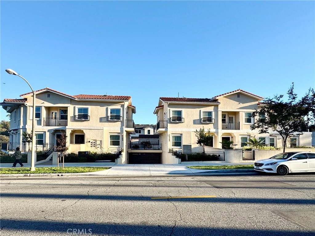 300 Alhambra Road