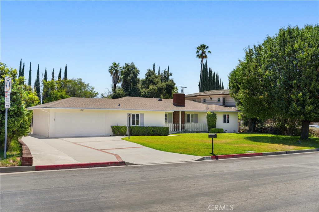 2616 Longley Way