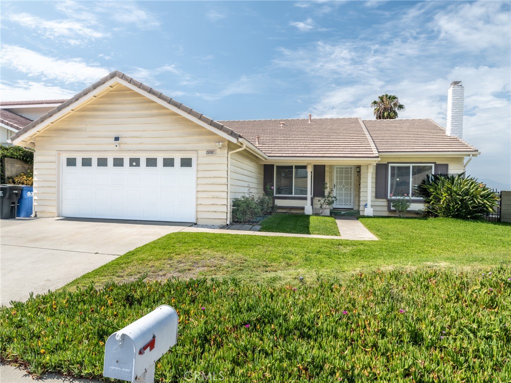 20995 Glenbrook Dr