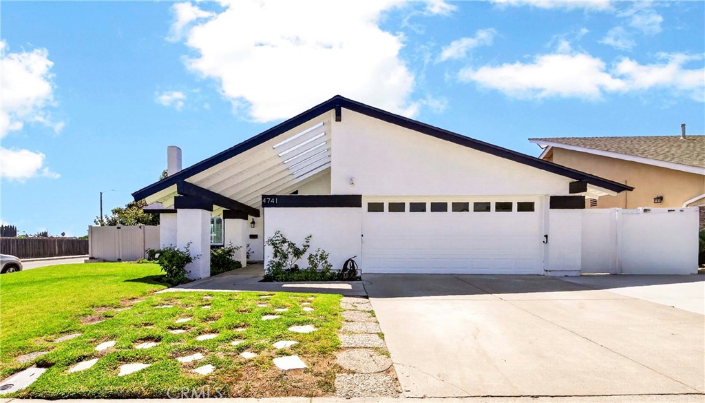 4741 Via Del Rancho